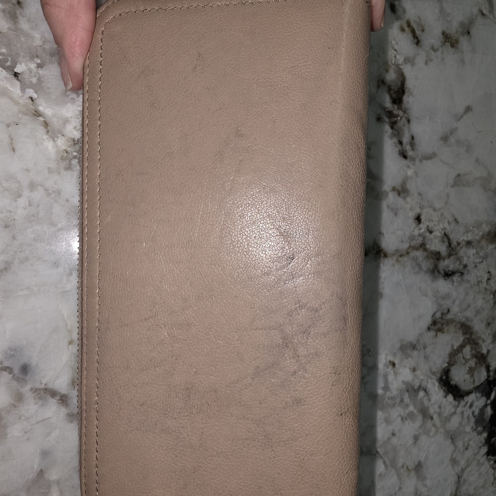 Prada Pink Wallet with Bow Accent - Picture 2 of 14